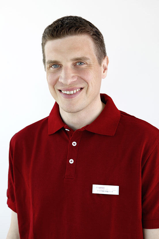 Dr. Dr. Niels Brüggemann - Specialist in Oral and Maxillo-facial Surgery in Braunschweig